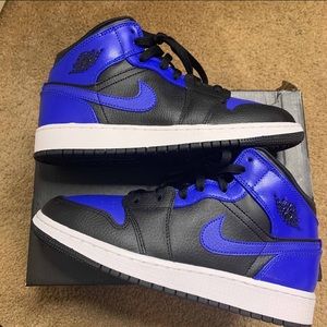 Jordan 1 Mid (Royal Blue)